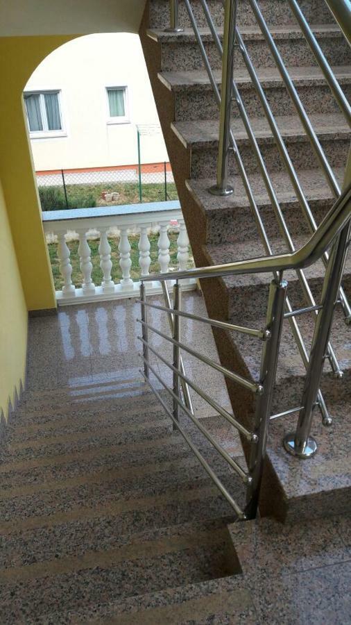 Apartment Smajlovic Kukci Bagian luar foto