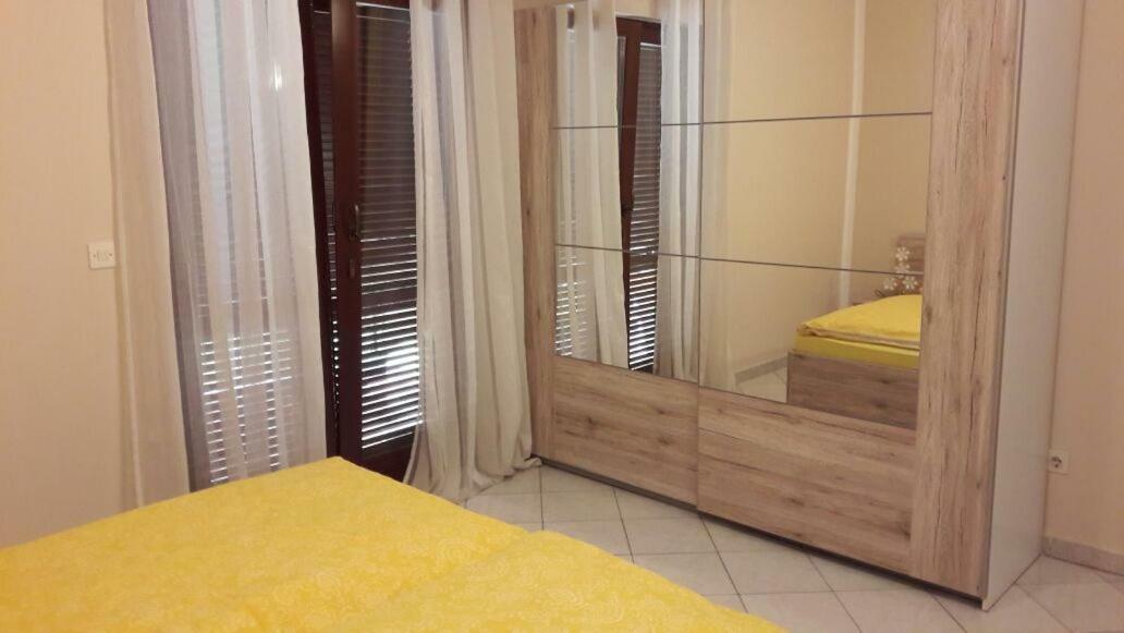 Apartment Smajlovic Kukci Bagian luar foto
