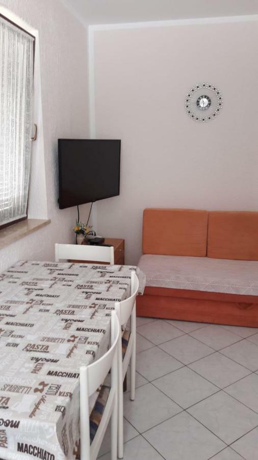 Apartment Smajlovic Kukci Bagian luar foto